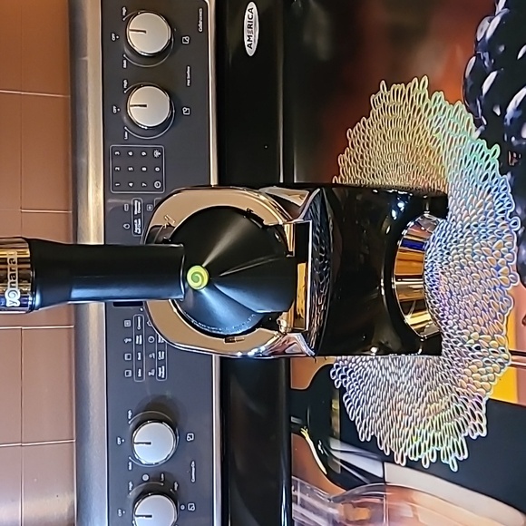 Yonanas DELUXE Soft Serve Dessert Maker with Expanded Recipe Book - Picture 3 of 16